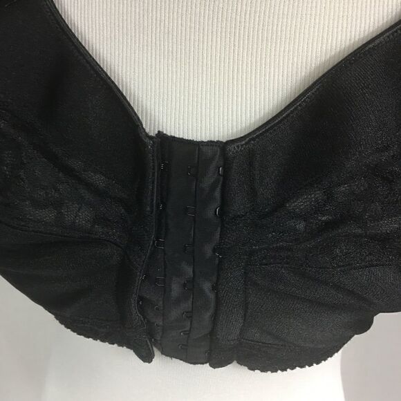 Comfort Choice size 40C black front close bra - Picture 2 of 5